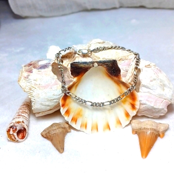 Sterling Silver 925 Italy  Figaro Bracelet 8 Inch - Picture 8 of 8